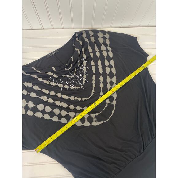 B.L.E.U. Womens Black Cowl neck Short Sleeve Top & Drawstring Short Bundle 2X - Picture 3 of 10